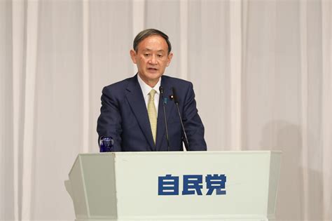 菅义伟当选自民党总裁，安倍：他是与令和时代最相称的新总裁_凤凰网