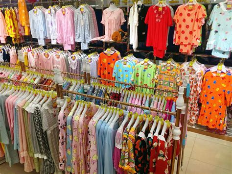 唯品会安装立方美AM8208服装店案例 - 东莞市立方美电子科技有限公司