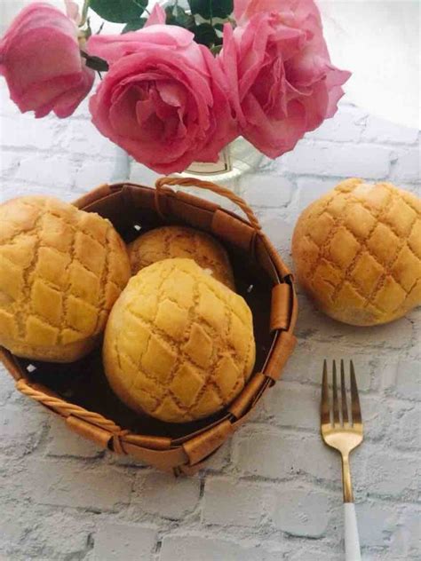 菠萝包,菠萝包的家常做法 - 美食杰菠萝包做法大全