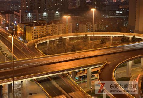 城市高架立交桥照明常用两种照明方式_技术文摘_东莞七度照明科技有限公司