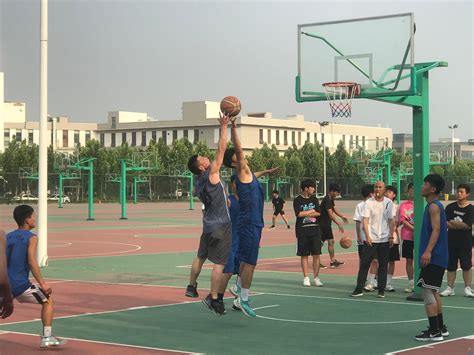 2021年学校男子篮球赛圆满落幕-郑州旅游职业学院艺术体育部