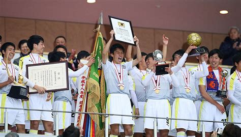 探访日本高中足球联赛冠军（中）：前桥育英高中的36年夺冠路|界面新闻 · 体育