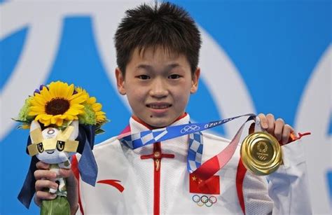 全红婵打破奥运记录 14岁小将一战成名_球天下体育