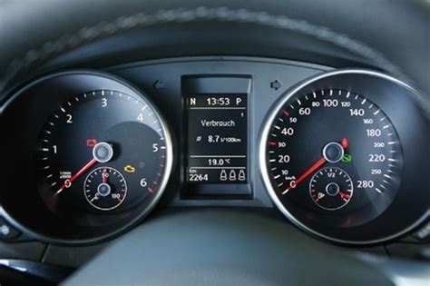 大众高尔夫兄弟相争GTI对比GTD【图】:1. GTD 0-100公里加速8.1秒-爱卡汽车