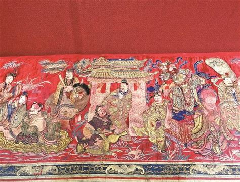民艺-概貌-织染绣的保护与传承