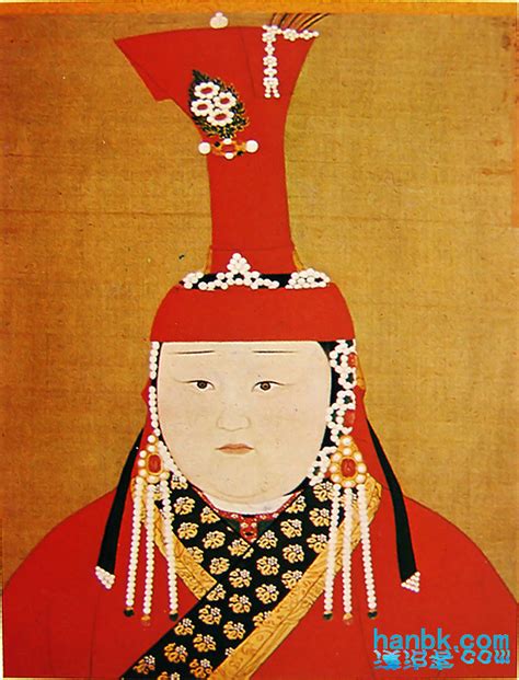 【蒙古·文化】元明清时期蒙古族传统服饰的特点_长袍