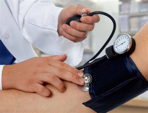 什么是低血压高？身体有5种表现，说明低血压偏高，及时控制_凤凰网