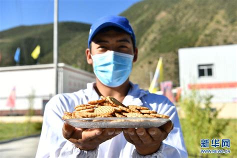 在这里可以尝到各种西藏特色农产品 上海首家“西藏特色产品消费帮扶体验馆”落户联合大厦_时政_新民网