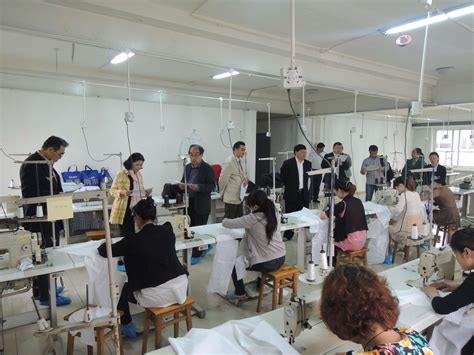 【高普服饰】在帽厂工作的车缝工工作前景如何，以义乌专业帽厂为例