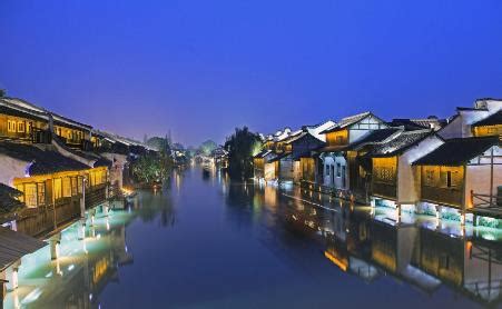 暑假旅游哪个城市风景最美，十大中国最美城市排名-参考之家