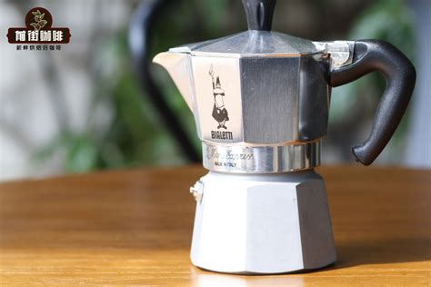 摩卡壶与意式浓缩机咖啡粉研磨粗细使用方法图解 摩卡壶适合什么种类的咖啡豆 中国咖啡网