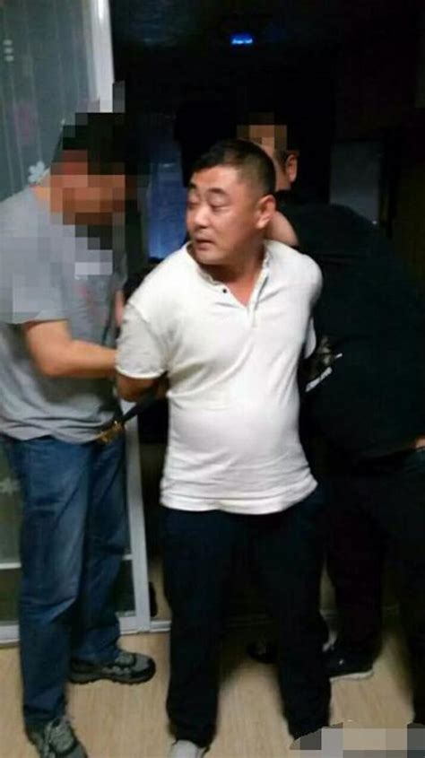 辽宁劫持运钞车嫌疑人被指曾到案发地踩点2次(含视频)_手机新浪网