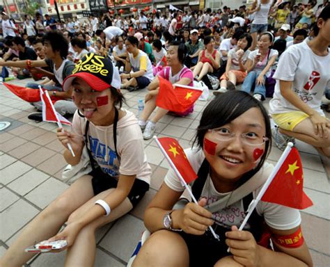 北京奥运会开幕在即 观众陆续入场 中国网
