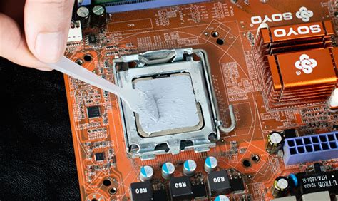 CPU导热硅脂怎么涂比较好 CPU涂硅脂正确方法(6)_硬件评测-装机之家