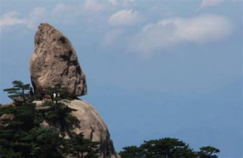黄山奇石猴子观海图片