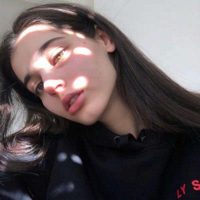 女生头像欧美温柔干净
