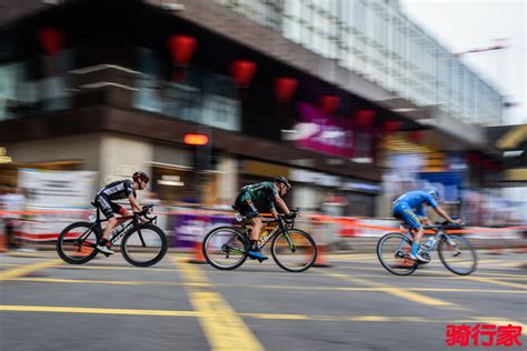 独一无二的香港市区骑行体验 香港单车节 - 赛场 - 骑行家 - 专业自行车全媒体