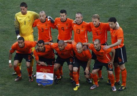 荷兰世界杯客场队服,中队队服,家队队服_大山谷图库