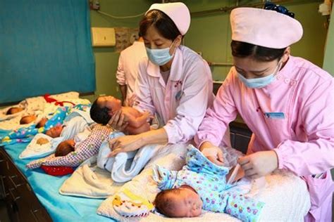 二孩放开后中国剖宫产率回升 山东北京高龄产妇比例最高 - 知乎