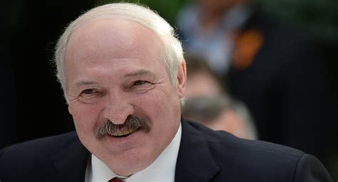 普京67岁生日，白俄罗斯总统送祝福：祝愿身体健康，万事顺意！