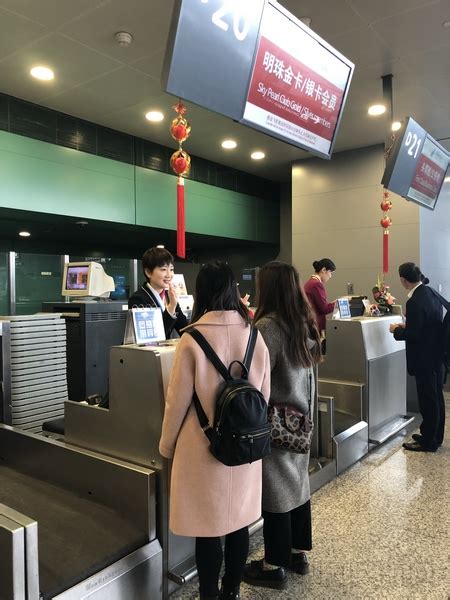 南航客服经理俞梦的春运首日(图)-中国民航网