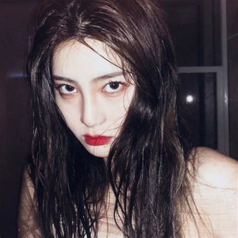 超酷甜美女生头像霸气