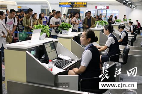 中国民航机票网网上如何办理值机,由民航机票提供.