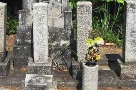 日本有一座墓园，埋着6名中国军人，碑上两个字充满羞辱让人心寒_凤凰网视频_凤凰网