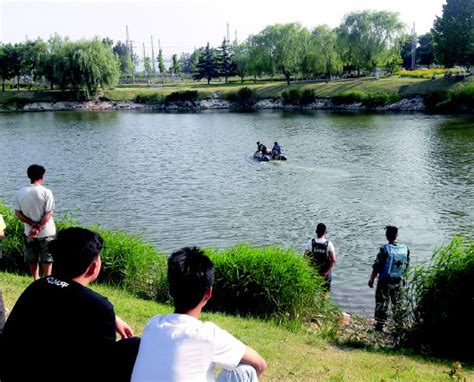 贵州水城两名男子水库游泳溺亡 消防成功打捞
