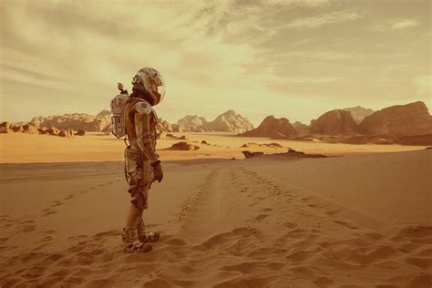 把科幻小说改编成电影，《火星救援》对《三体》有什么启示？|界面新闻 · JMedia