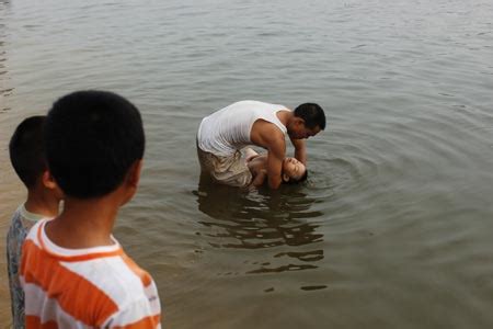 邢台123：临西25岁女子溺水身亡
