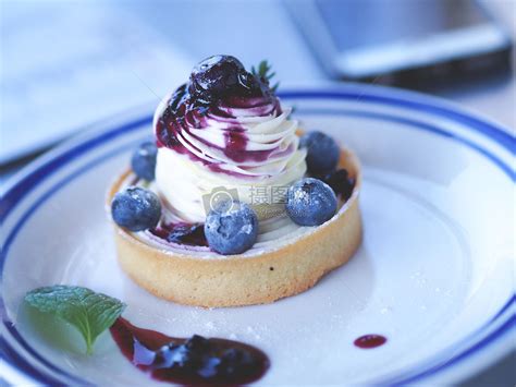 厦门甜品店的蓝莓塔高清图片下载-正版图片500413448-摄图网