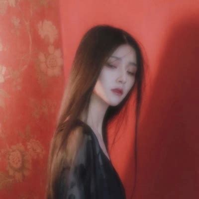 长发非主流美女头像唯美