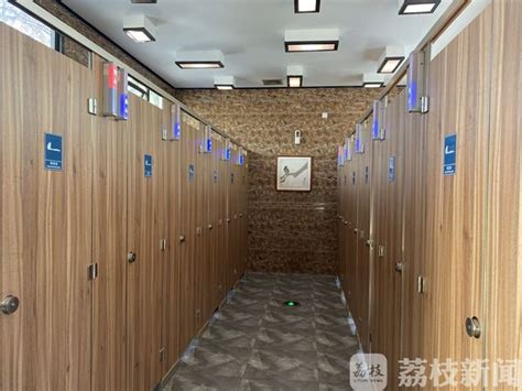 跟着 "公厕导航"找厕所，记者为你评测南京公厕！