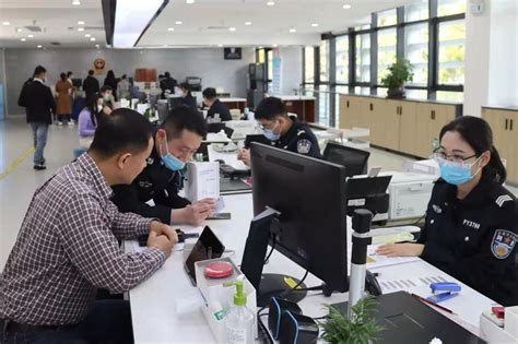 东莞首个金融纠纷调解工作站揭牌，“一站式”服务更快更便捷_中心