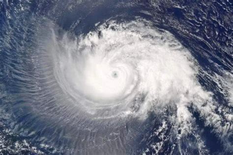 你真的知道12级台风有多恐怖吗？