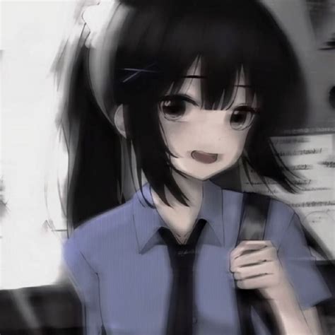 甜美女生头像灰色系动漫