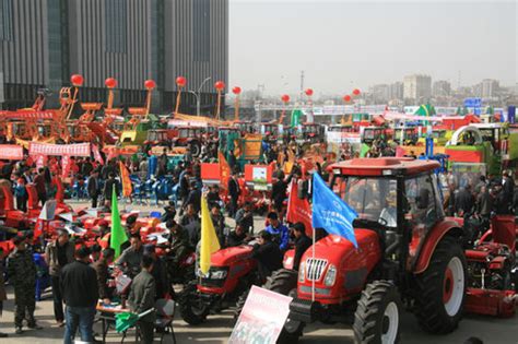 第六届中国（内蒙古）农牧业机械展览会在呼和浩特市召开_农机通讯社
