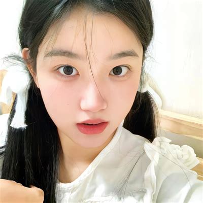 高级甜美女生头像真人