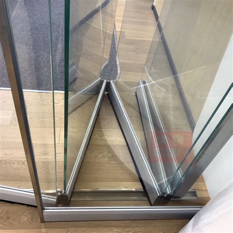 厂家供应电动无框玻璃自动折叠门 办公室无框玻璃自动门可定制-阿里巴巴