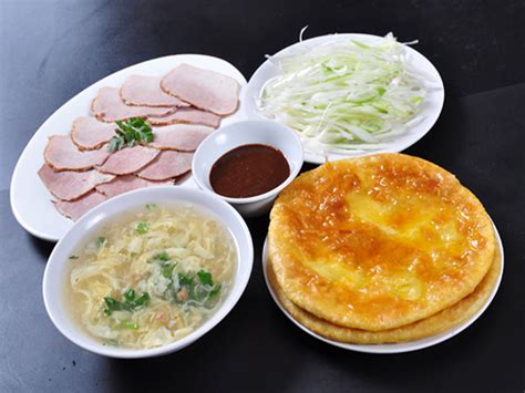 熏肉大饼,中国菜系,食品餐饮,摄影素材,汇图网www.huitu.com