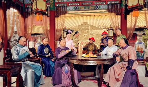 清朝最美皇后，康熙最宠爱的妃子，10年生了6个孩子！|阿哥|康熙|妃子_新浪新闻