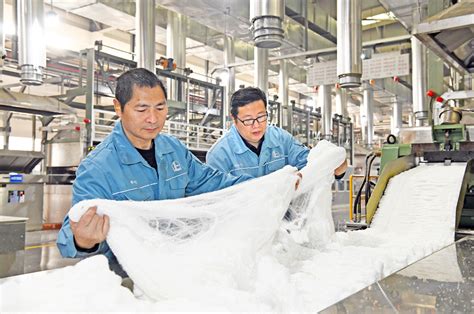 仪征化纤首条熔喷布生产线投产，35天演绎“中国速度”奇迹仪征论坛