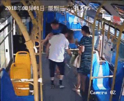 深圳宝安公交车最新通知(深圳宝安公交车道限行时间) - 冰球网