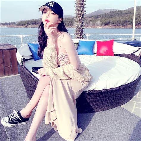 各色女图图片