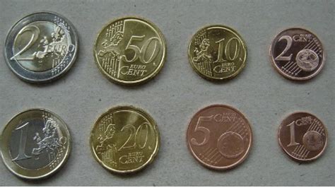 欧元硬币的材质是什么？