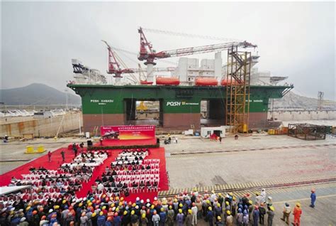 宁波舟山港首次实现四艘超大型集装箱船同时作业 - 航运在线资讯网