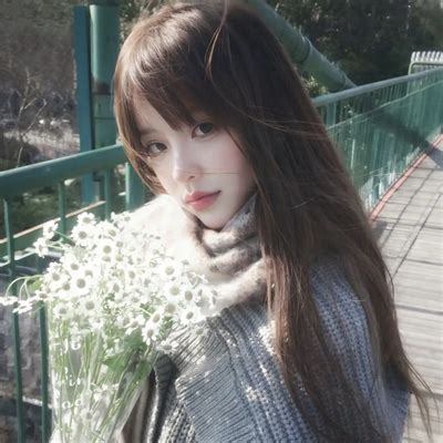 温柔温和的头像女生