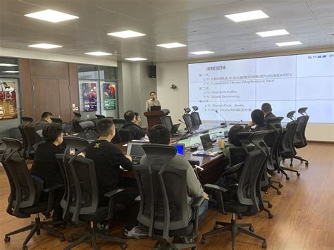 云南大学大数据专业技术人员培训项目顺利验收 – 昆明隆本科技有限公司