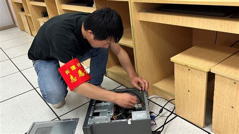 邹电团队义务维修志愿活动圆满成功-计算机与通信工程学院